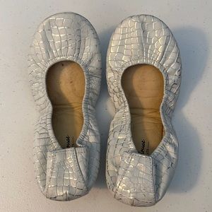 Storehouse flats size 7